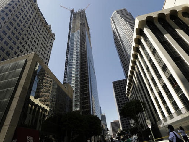 Man killed in skyscraper fall