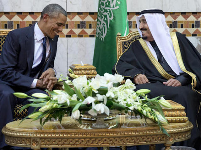 Obama lands in Saudi Arabia for talks