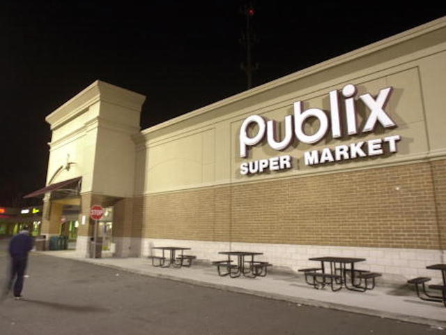Man falls into deep fryer at Publix grocery store, dies, wife says