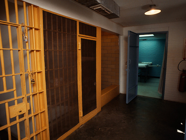 Montana man convicted for raping daughter gets probation