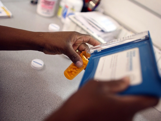 Powerful new antibiotic could halt superbugs