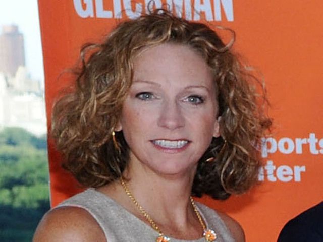 Beth Mowins to be the first woman to call an NFL game in 30 years, report says