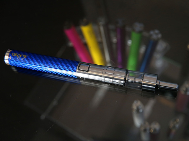 Florida man dies in e-cigarette explosion, police say