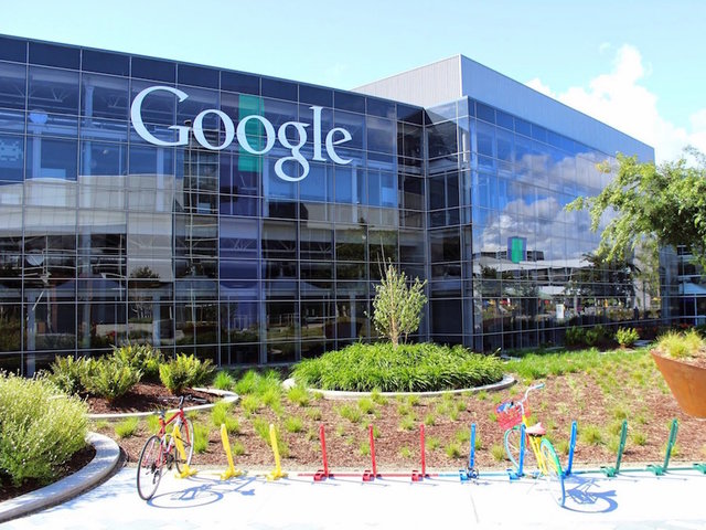 Silicon Valley spars over Google engineer's essay