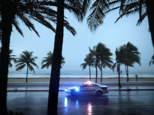 Hurricane-force winds reach Florida Keys