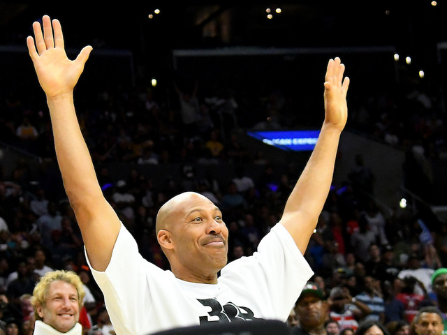 Trump calls LaVar Ball an 'ungrateful fool'