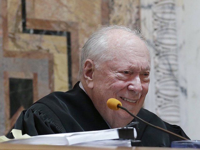 Judge Stephen Reinhardt dies; weighed in on Proposition 8, travel ban