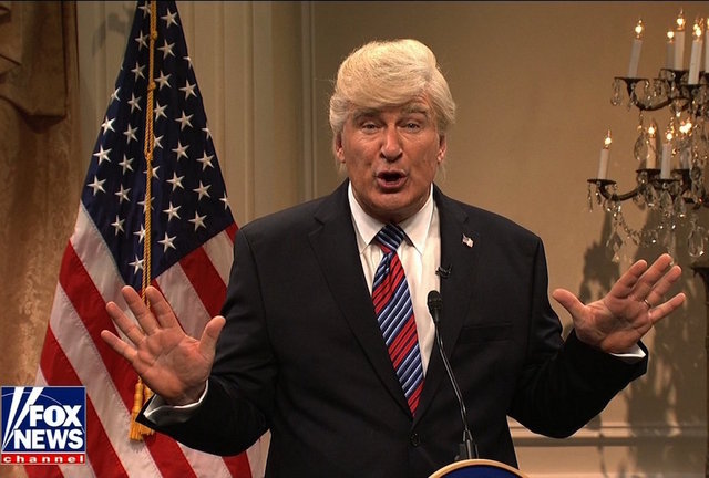 'SNL' returns to take shots at Donald Trump and Fox News