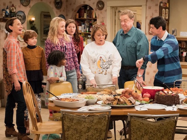 Roseanne Barr tearfully breaks down in interview: 'I lost everything'