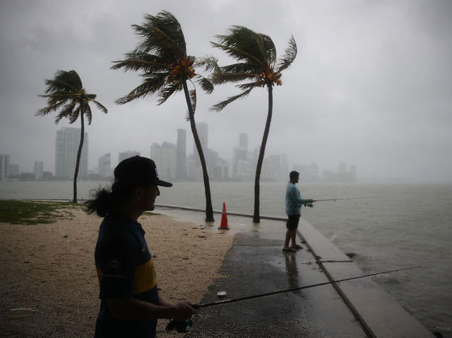 Gulf Coast prepares for Gordon's expected arrival as hurricane