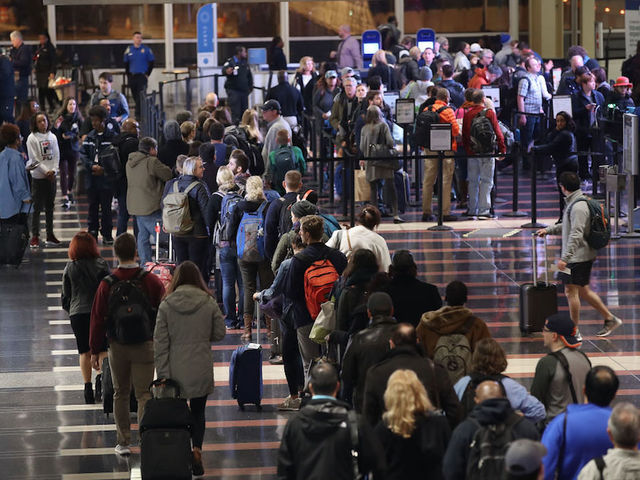Air travel crowds for Thanksgiving will be unprecedented, officials warn