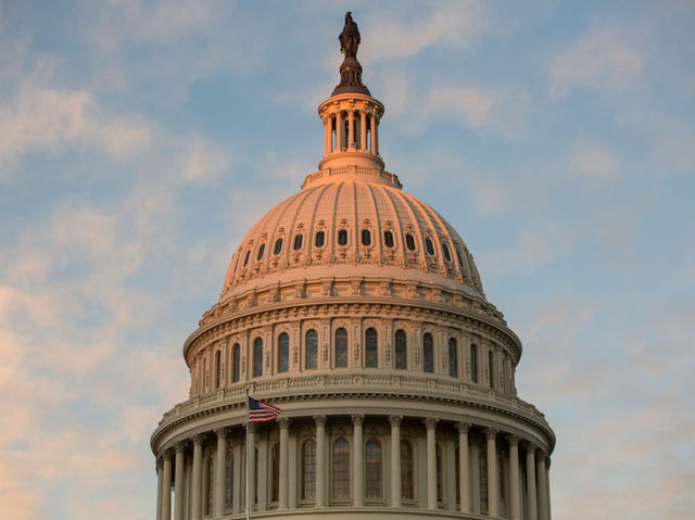 Trump to meet with Pelosi, Schumer over looming government shutdown