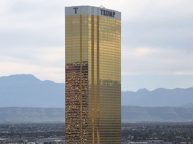 Window washer dies after falling at Trump International Hotel